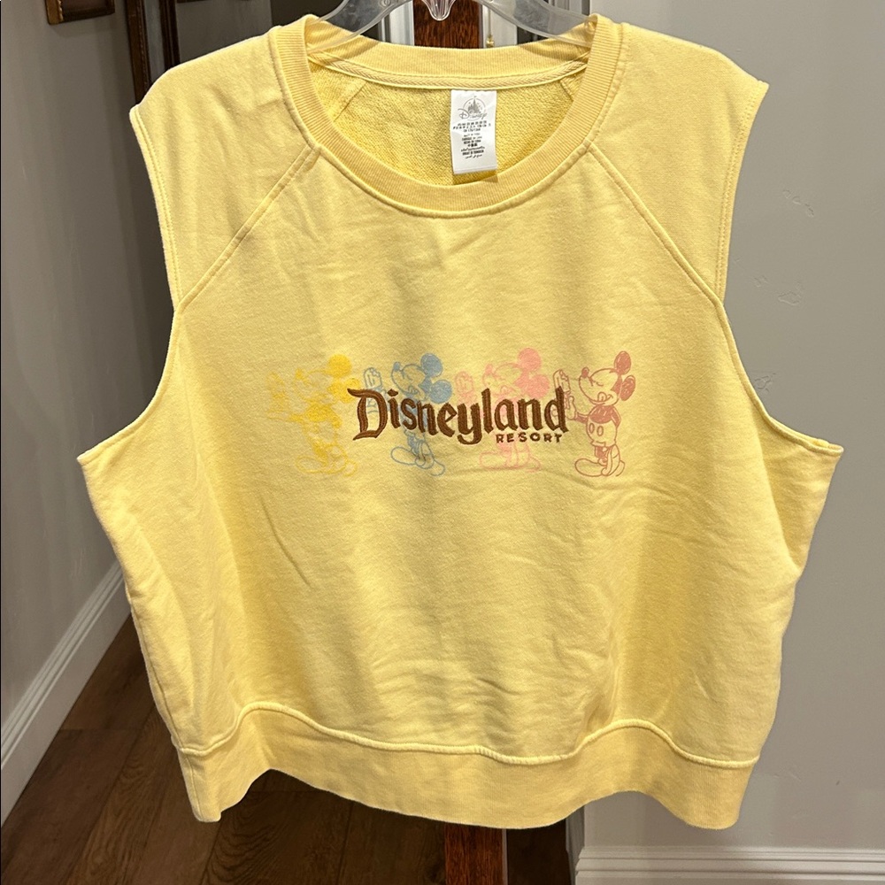 Mickey Mouse Print Disneyland Resort  Sleeveless crew‎ sweatshirt Top Size XXL